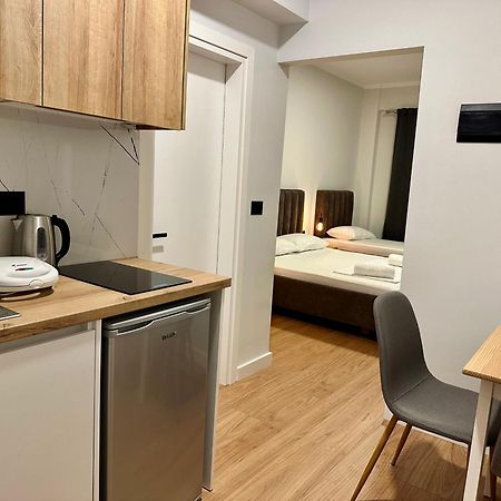 Lidia Apartments Sarandë エクステリア 写真
