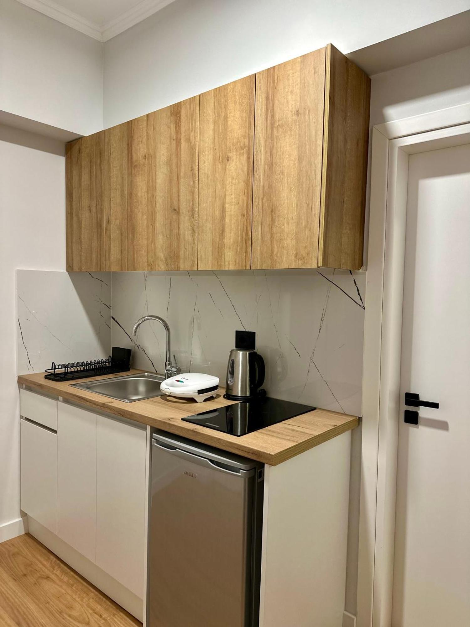 Lidia Apartments Sarandë エクステリア 写真