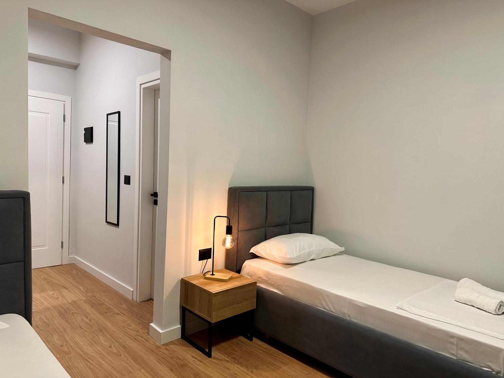 Lidia Apartments Sarandë エクステリア 写真