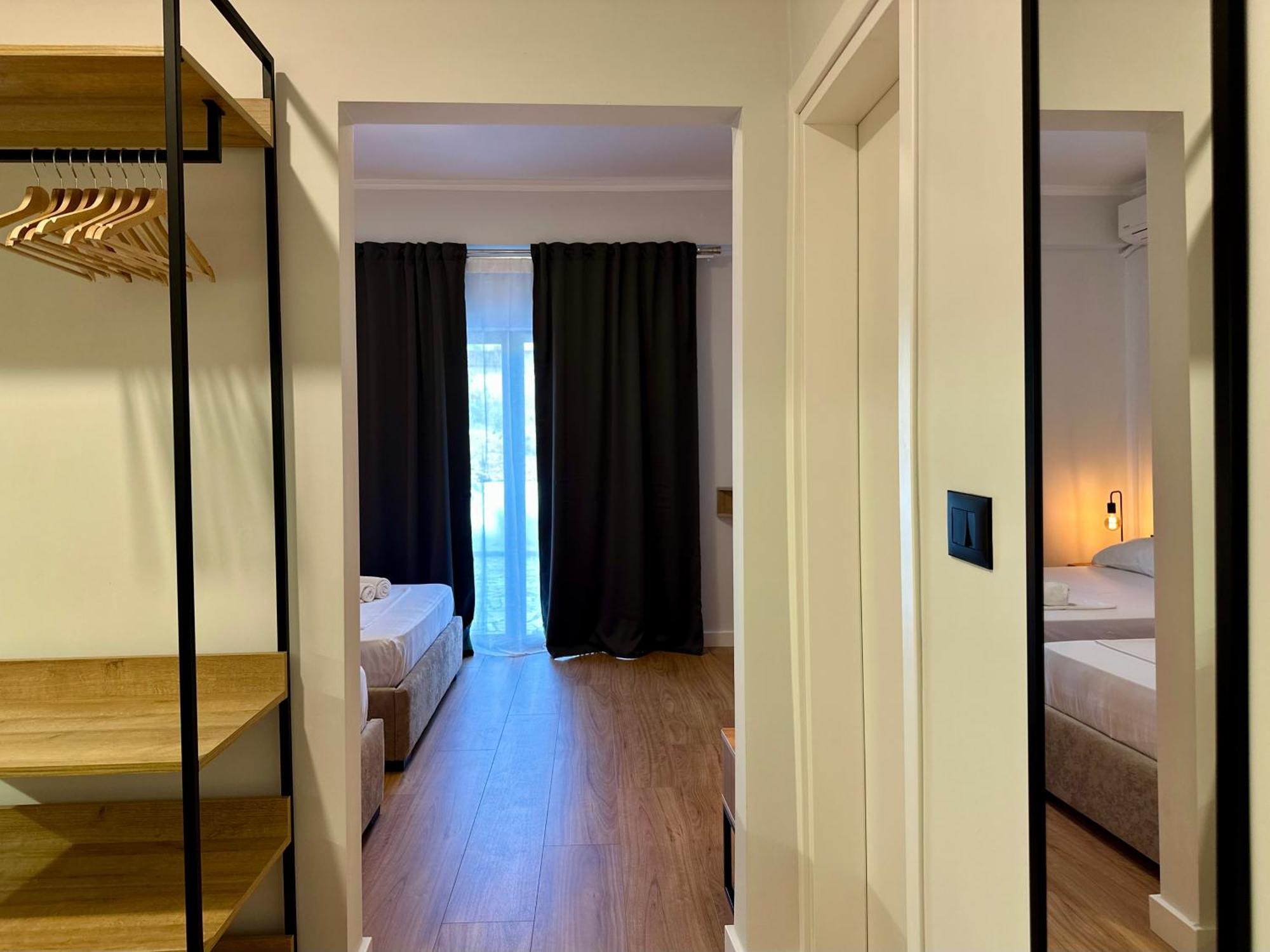 Lidia Apartments Sarandë エクステリア 写真