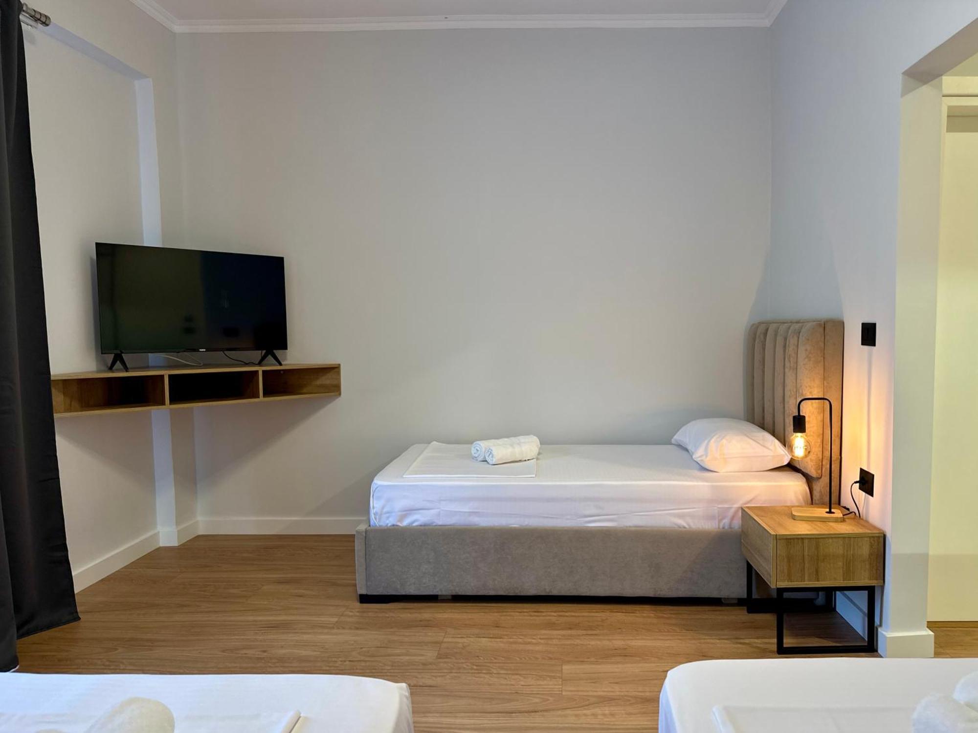 Lidia Apartments Sarandë エクステリア 写真